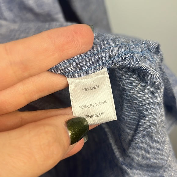 Garnet hill 100% linen small longline button down top - Picture 4 of 8